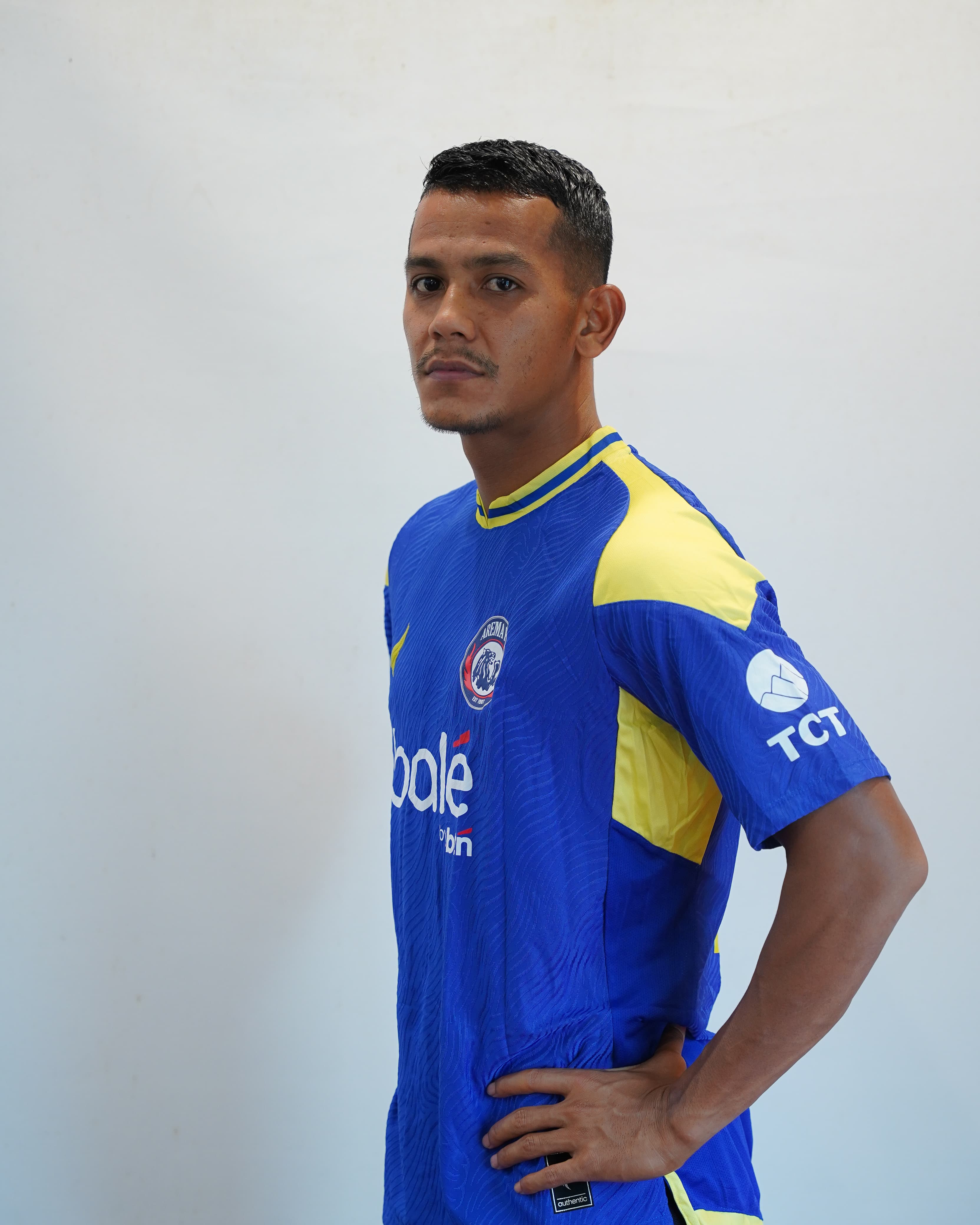 Leo Guntara resmi berseragam Arema FC. (MO Arema)