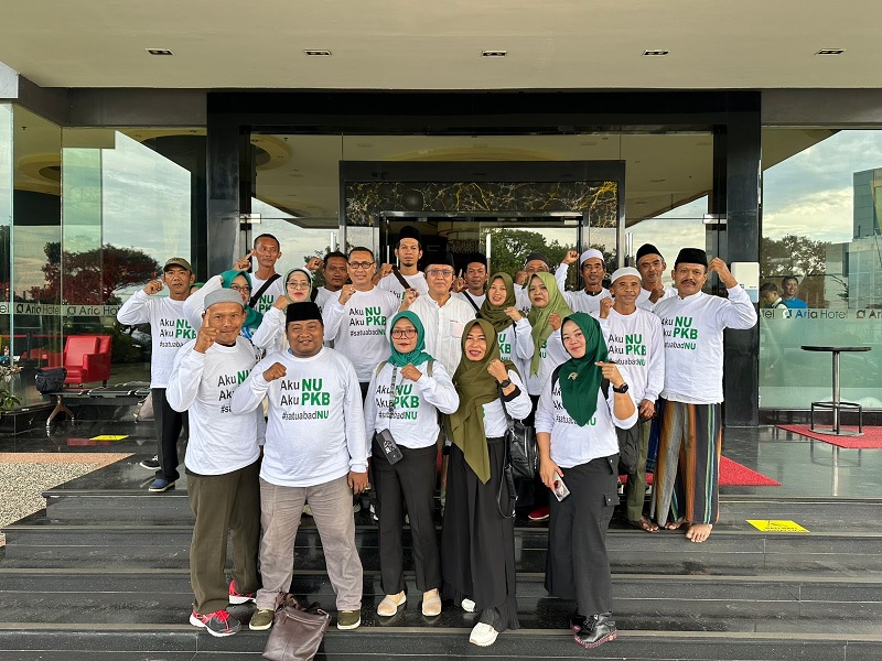 Khidmat untuk NU, DPC PKB Kabupaten Malang Gelar Aksi Bersih Pasca Mujahadah Kubro