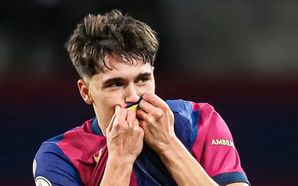 TANGGUH: Bek muda Pau Cubarsi yang terus dipercaya sebagai starting eleven di Barcelona.