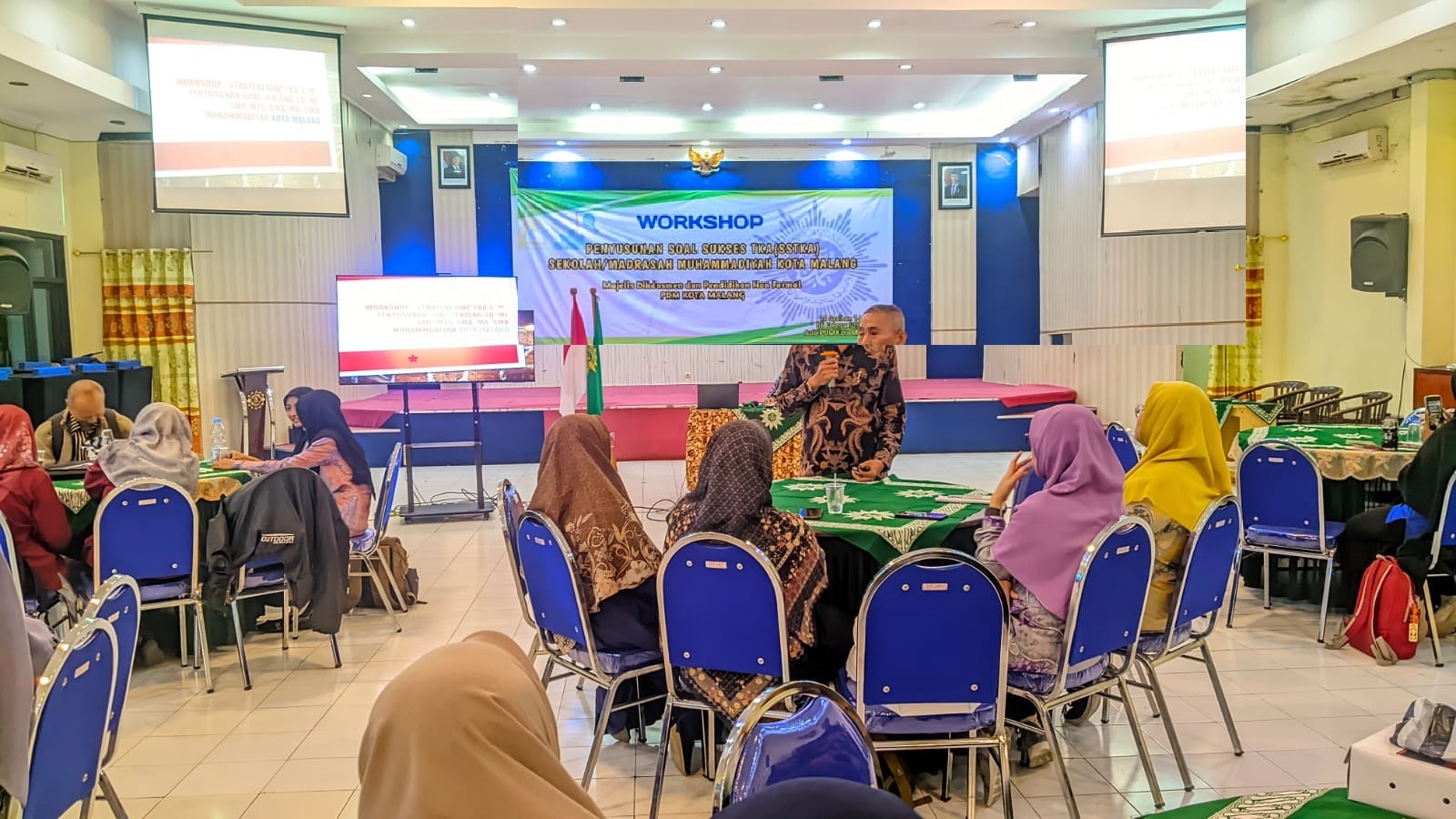 TINGKATKAN KUALITAS : Majelis Dikdasmen PDM Malang menggelar workshop penyusunan soal sukses Tes Kemampuan Akademik di Aula PDM Kota Malang pada Jumat lalu (6/2).