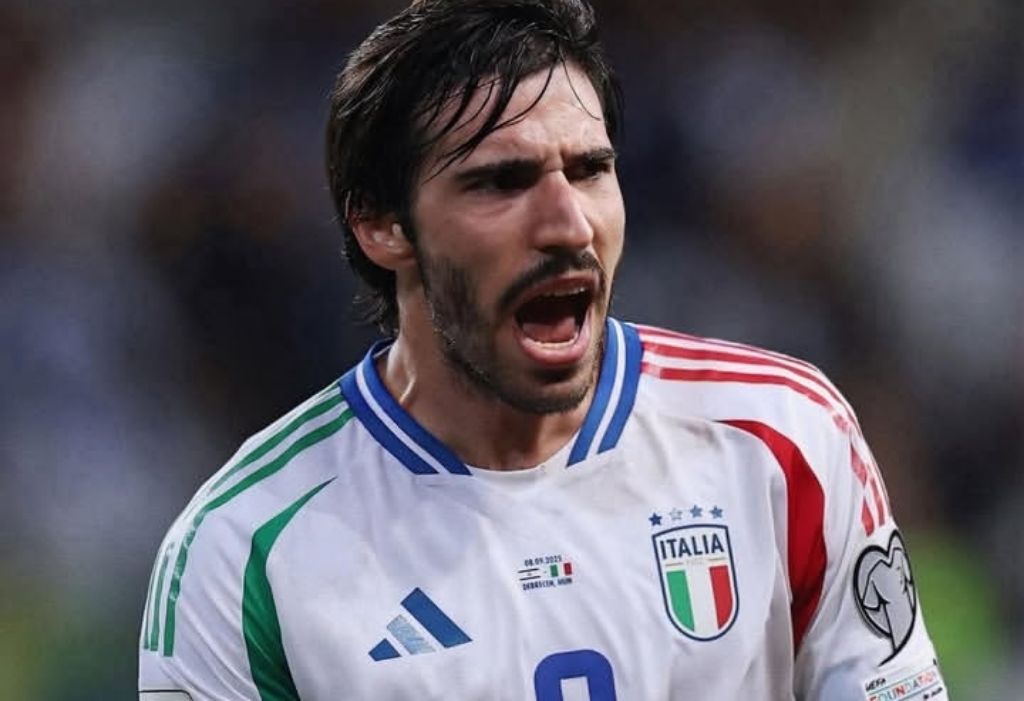 KELAS ATAS: Sandro Tonali diproyeksikan sebagai pengganti ideal bagi Casemiro di Manchester United.