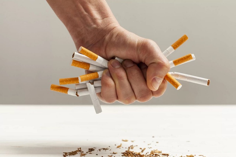 Ilustrasi rokok ilegal