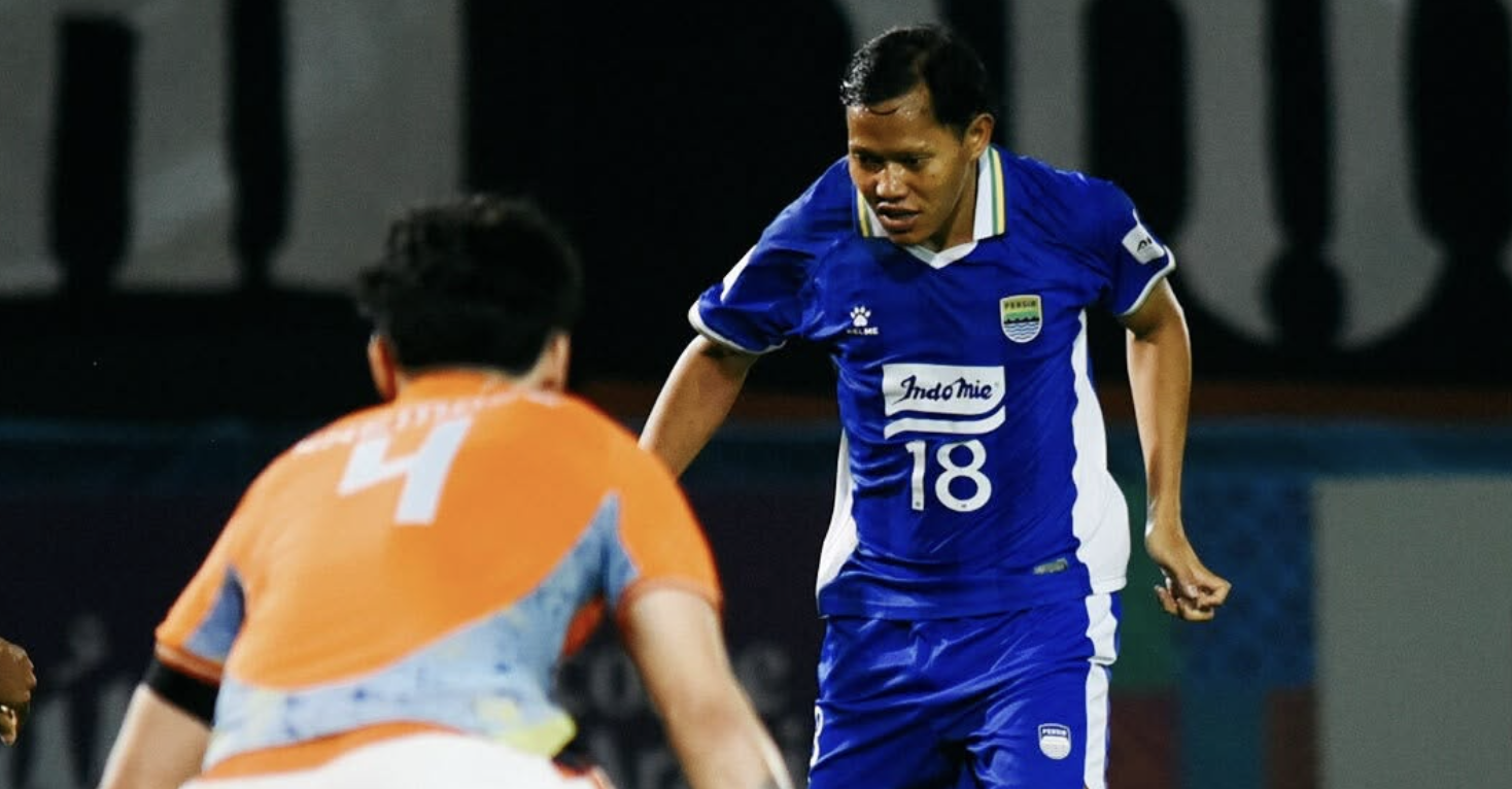 EVALUASI MENDALAM: Persib menelan kekalahan 3-0 melawan Ratchaburi FC. (Instagram @persib)