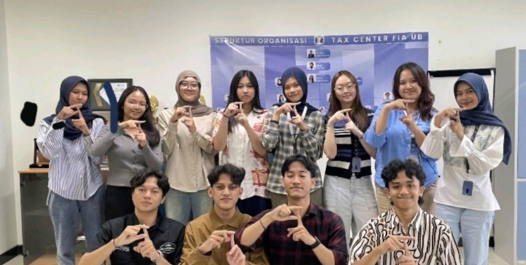 KOMPAK: Panitia Tax Center FIA UB dan Relawan Pajak (Renjani) 2026 usai pelaksanaan pendampingan SPT Tahunan.