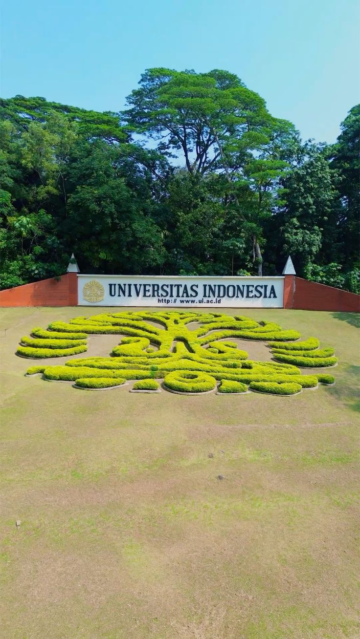 Deretan 5 kampus terbaik prodi manajemen mulai UI-UB.(Pinterest @cyberhellllow)