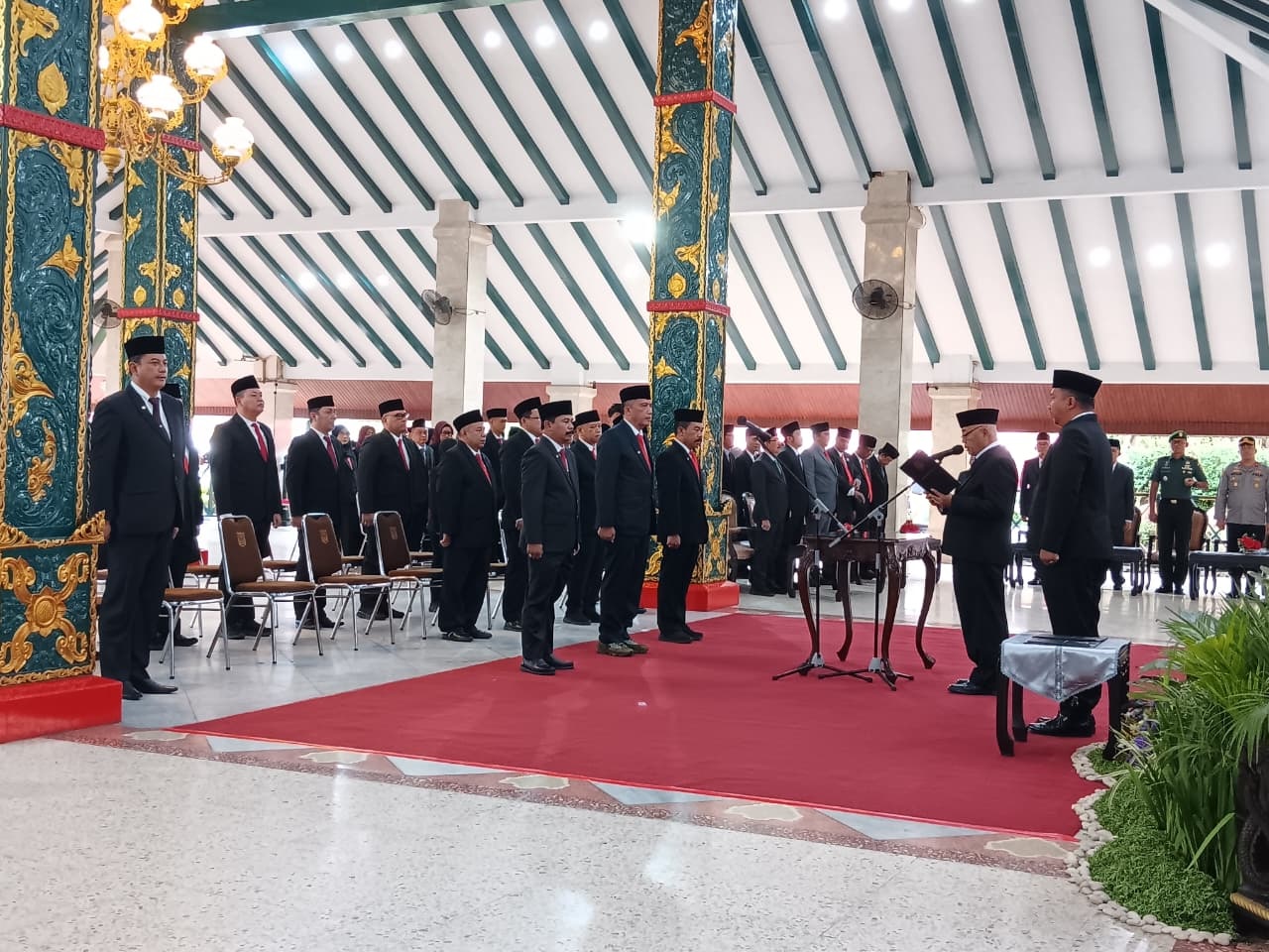 MASIH PROSES SELEKSI: Bupati Malang H M. Sanusi memimpin pelantikan beberapa JPTP, November 2025 lalu. Beberapa bulan ke depan juga ada pelantikan serupa. (Indah Mei Yunita/Radar Kanjuruhan)