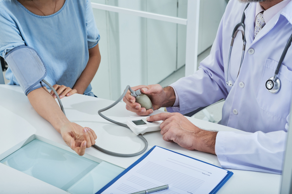 Cek kesehatan penting untuk deteksi dini. (Freepik)