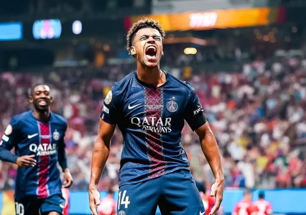 POTENSI BESAR: Desire Doue makin moncer bersama PSG di usianya yang baru 20 tahun.