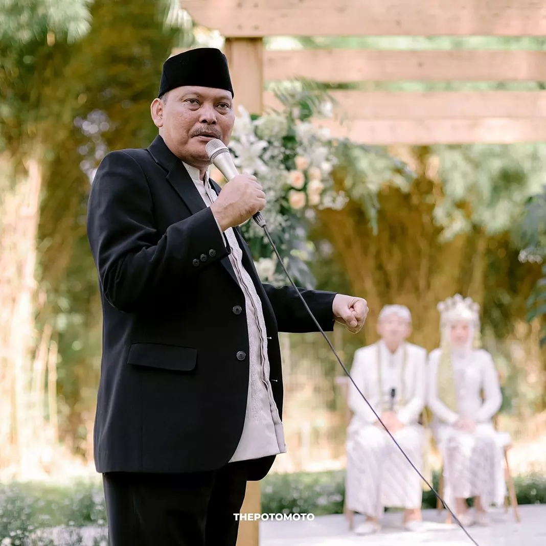 Penghulu KH Anas Fauzi memberikan ceramah. (Dokumen pribadi Anas Fauzi)