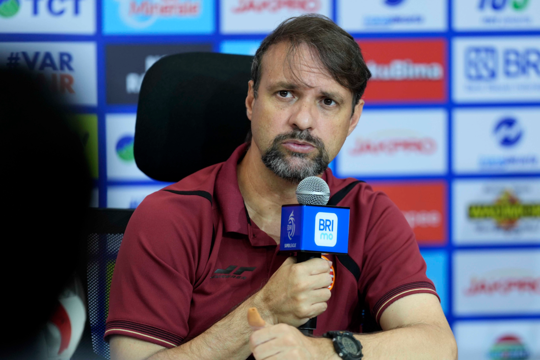 PELUANG MENANG: Mauricio Souza optimis akan mengamankan poin penuh dalam laga nanti malam saat menjamu PSM Makassar. (persija.id)