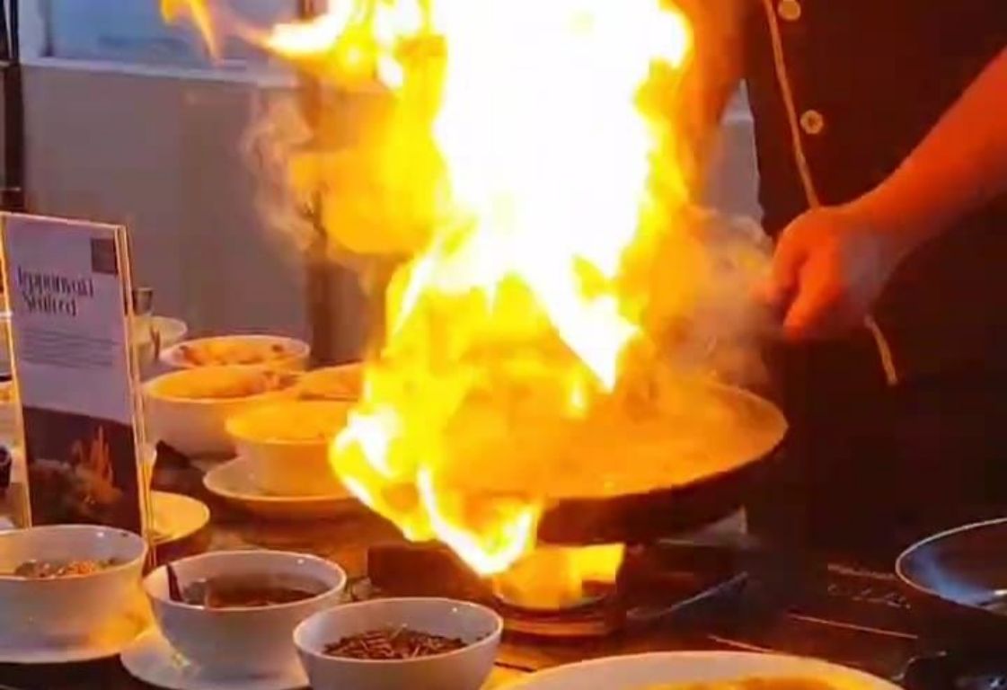 PROFESIONAL: Sajian istimewa Blissfull Ramadhan dan Lentera Ramadhan.