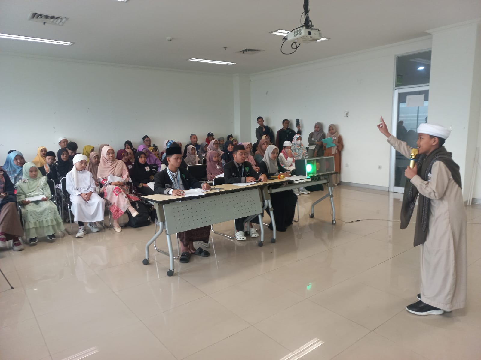 FOKUS : Penampilan salah satu peserta Dai Cilik saat proses seleksi Gema Ramadan tahun lalu.