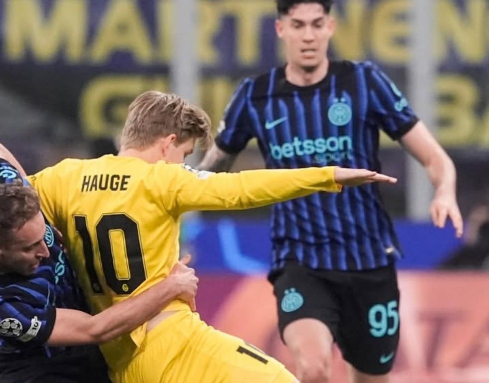 EKSPLOSIF: Penyerang Bodo/Glimt Jens Hauge membuat lini belakang Inter Milan kocar-kacir dan jebol dua kali melalui 1 gol dan 1 assist-nya dini hari tadi (25/2).