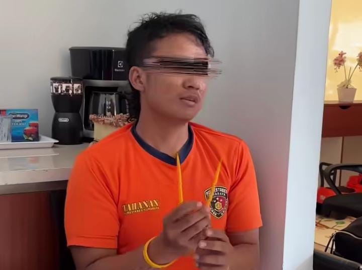 Pemuda berinisial RU, aniaya ibu kandung. Sumber: @luthfie.daily/Instagram.