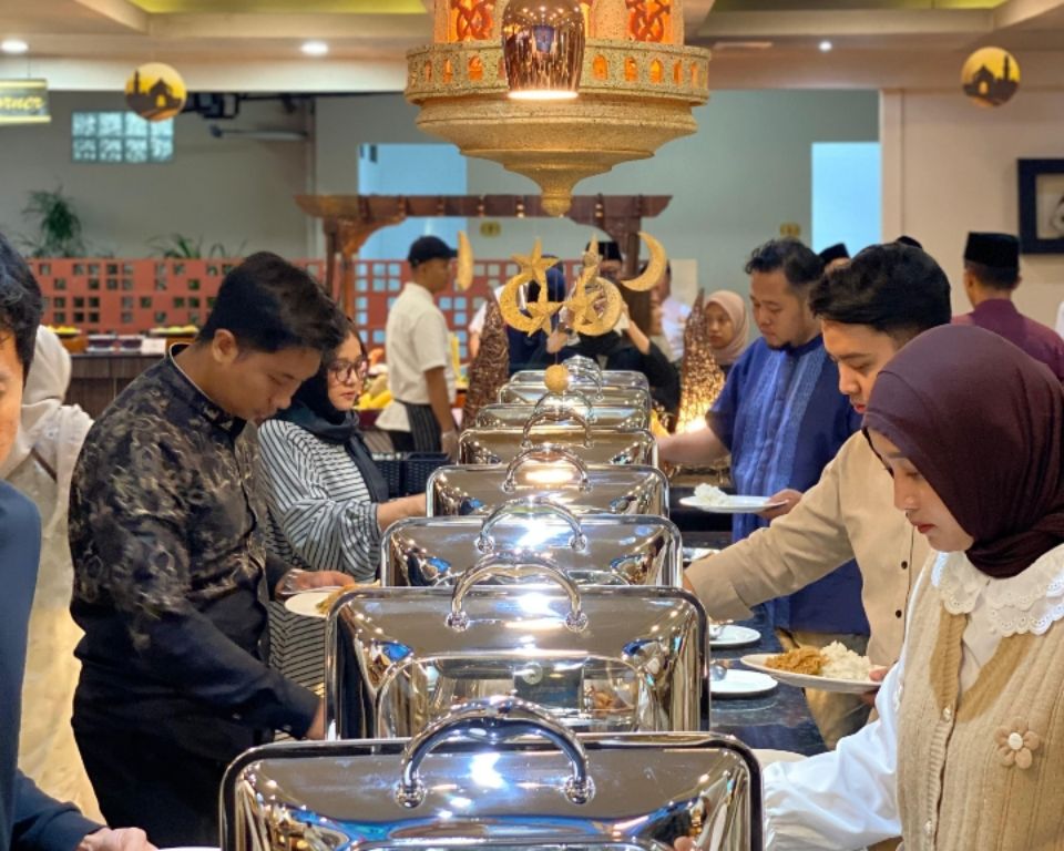 LENGKAP: Hotel Aria Gajayana Hadirkan Iftar Aria Rajasa: Aria Rasa Jelajah Nusantara.