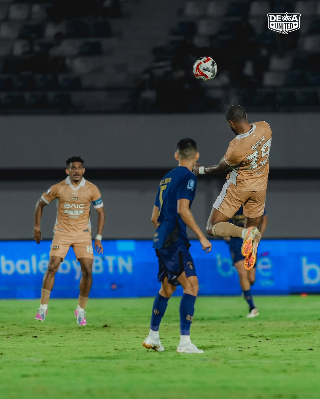 KEMENANGAN BERUNTUN: Dewa United berhasil mencatatkan hattrick kemenangan setelah menang melawan Pendekar Cisadane. (Instagram @dewaunitedfc)