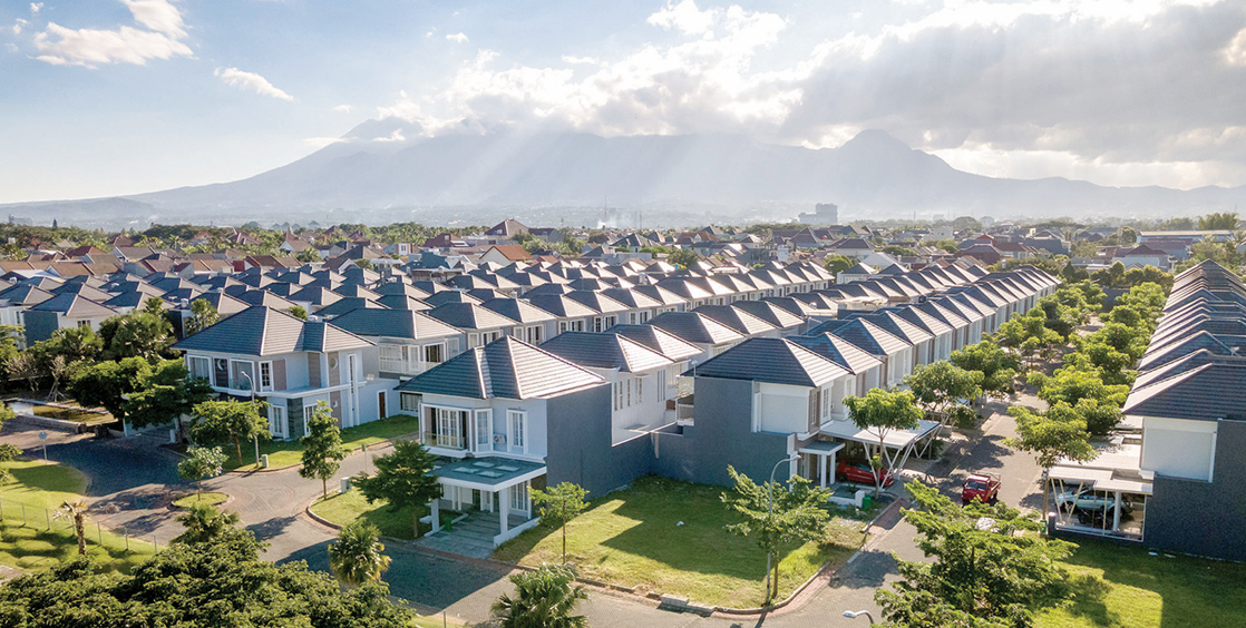 DIKELILINGI PEMANDANGAN INDAH: Green Orchid Residence menawarkan pemandangan indah berupa gunung dan alam indah di sekitarnya.