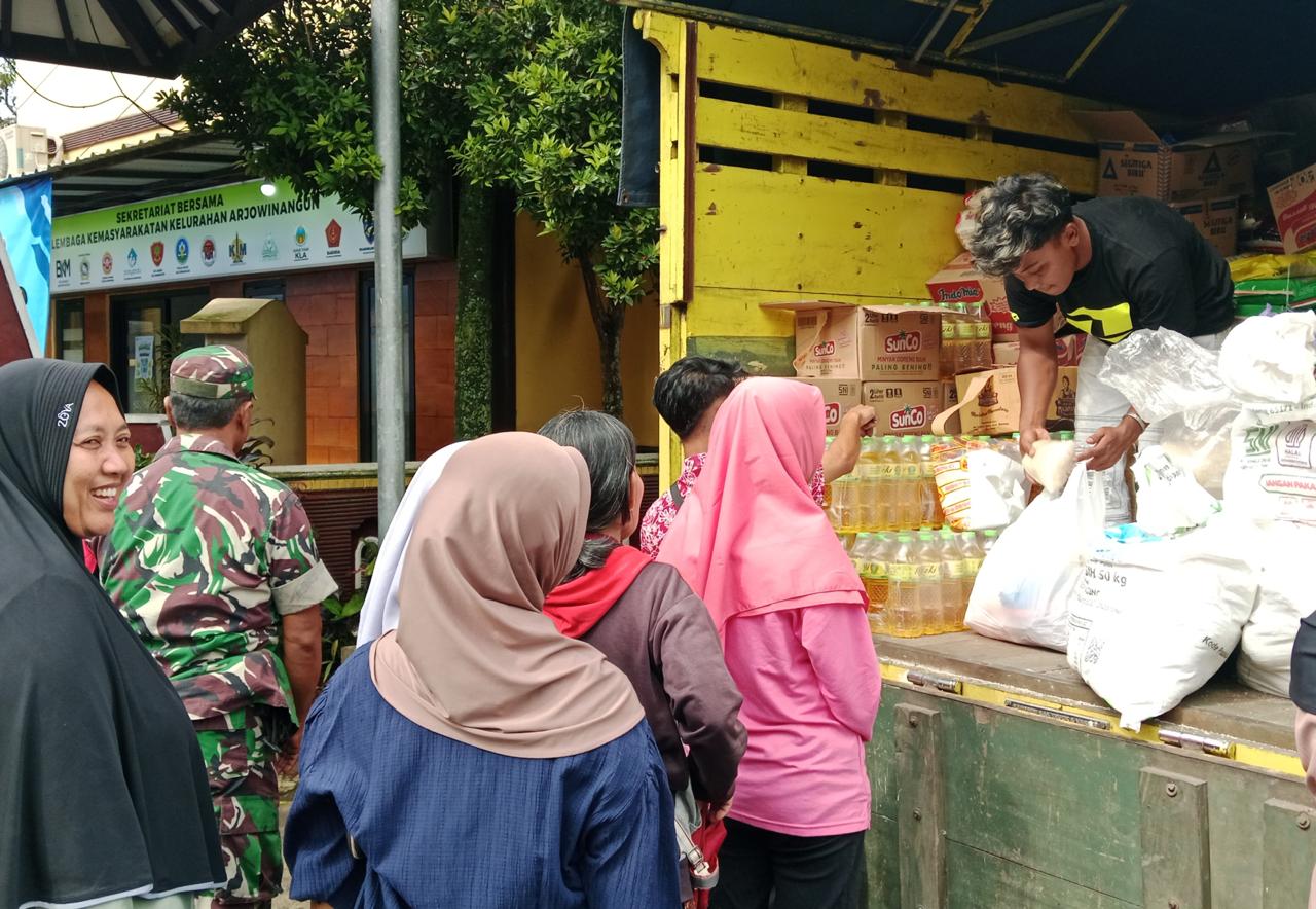 JAGA STABILITAS HARGA: GPM digelar Pemkot Malang pada 13 Februari. Pemkot Malang juga menyiapkan operasi pasar menekan potensi lonjakan harga bahan pokok. (Andika Satria/Radar Malang)