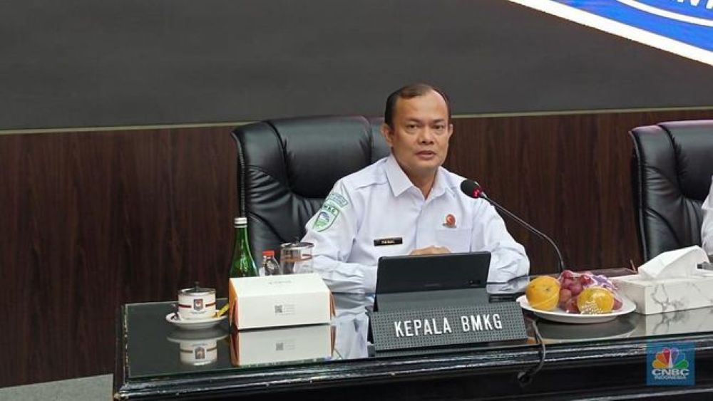 PRAKIRAAN: BMKG pada hari ini  (5/03/2026) memprakirakan musim kemarau akan terjadi lebih cepat di awal April 2026. (Sumber: CNBC Indonesia)