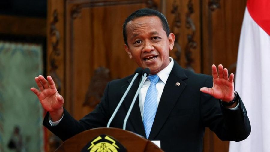 TAMBAH PASOKAN: Menteri ESDM Bahlil menyatakan perintah Presiden Prabowo untuk tambah storage minyak mentah di Indonesi. (Sumber: CNBC Indonesia)