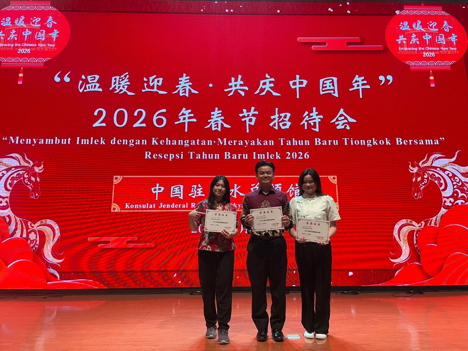 Empat Mahasiswa Ma Chung Raih Beasiswa Konjen Tiongkok dan Confucius Institute