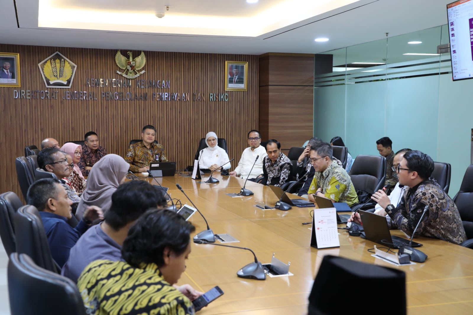 SINERGI: Pemerintah Kota Malang bersama jajaran DPRD Kota Malang melakukan audiensi, konsultasi sekaligus pemaparan rencana penanganan Pasar Besar Malang di Jakarta (6/3).