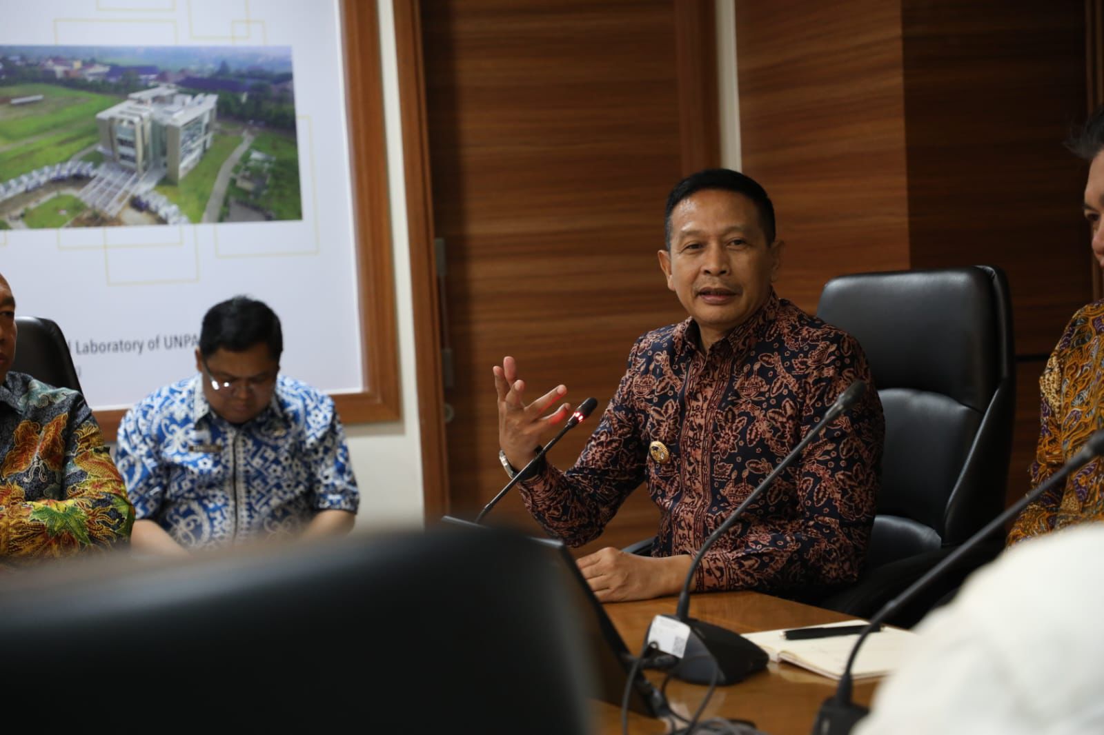 VISIONER: Wali Kota Malang Wahyu Hidayat saat audiensi dengan Direktorat Jenderal Pengelolaan Pembiayaan dan Risiko di Kementerian Keuangan Republik Indonesia, Jakarta, Jumat ini (6/3).