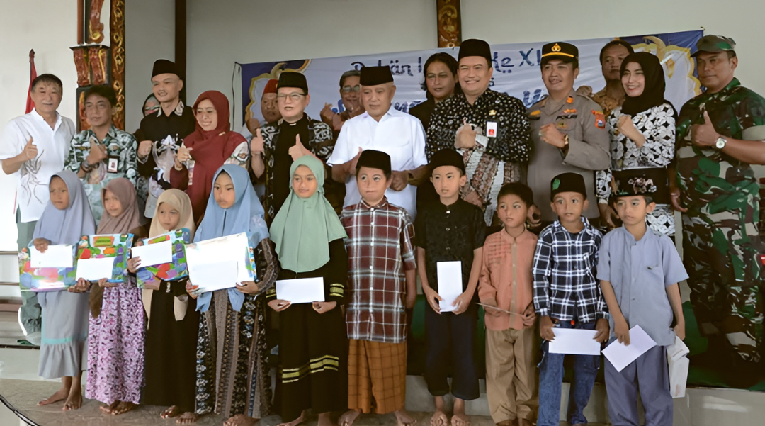 Pekan islami ke-19 santunan anak yatim diadakan di 3 lokasi berbeda.