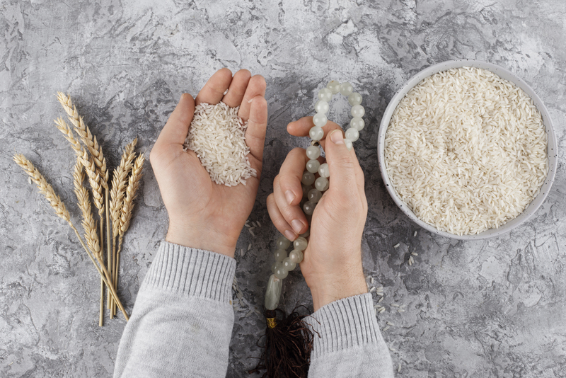 Pastikan zakat fitrahmu tersalurkan sebelum khatib naik mimbar di hari Idul Fitri. (Freepik)