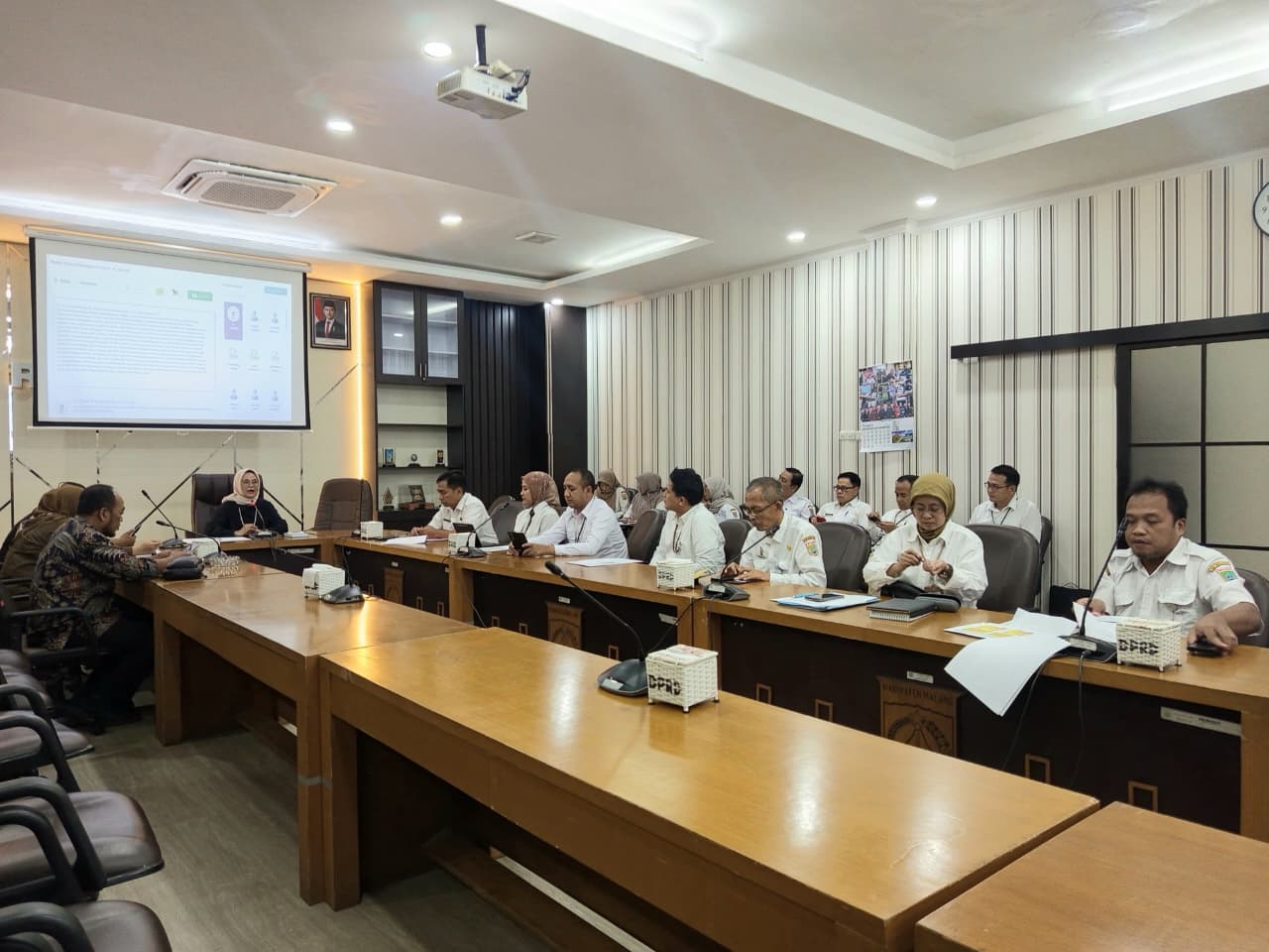 RAKOR: DPRD Kabupaten Malang menggelar rapat koordinasi pembangunan alun-alun kepanjen dengan perangkat daerah pada Rabu lalu (11/3).  