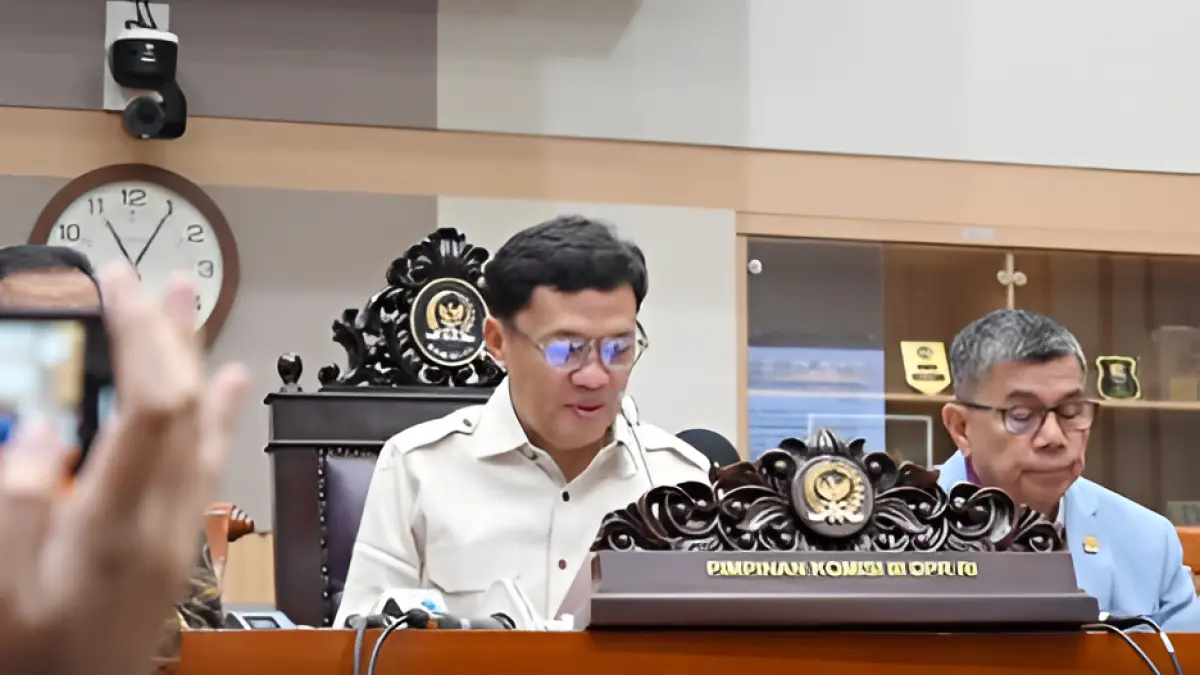Rapat khusus digelar Komisi III DPR RI untuk membahas penyiraman air keras yang menimpa Andrie Yunus. (dpr_ri)