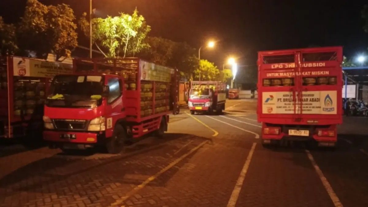 AMAN: PT Pertamina Patra Niaga Regional Jawa Timur, Bali, dan Nusa Tenggara (Jatimbalinus) memastikan distribusi LPG subsidi 3 kilogram di wilayah Bojonegoro tetap berjalan lancar di tengah meningkatnya kebutuhan masyarakat.