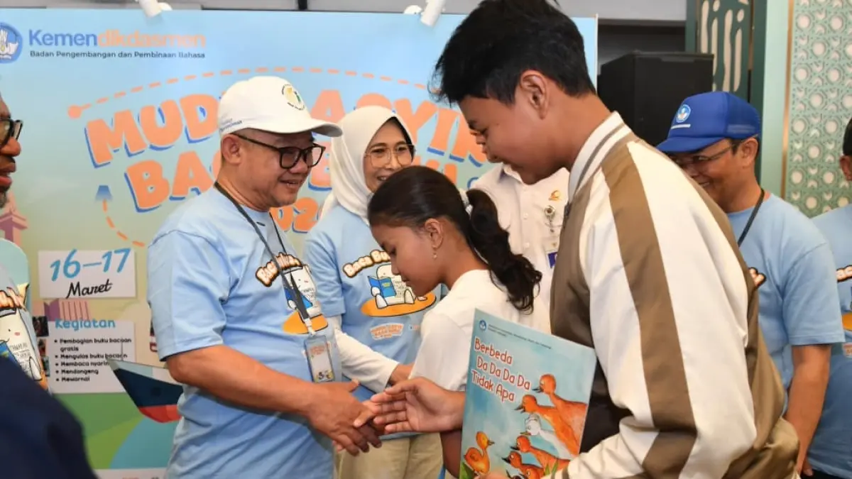 LITERASI: Program Mudik Asyik Baca Buku (MABB) 2026 dorong minat baca anak-anak ketika mudik. (Dok. Kemendikdasmen)