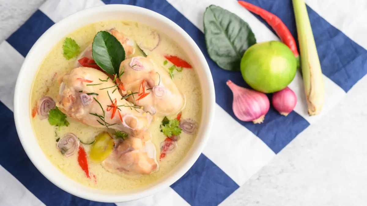 Ilustrasi opor ayam. (Freepik).