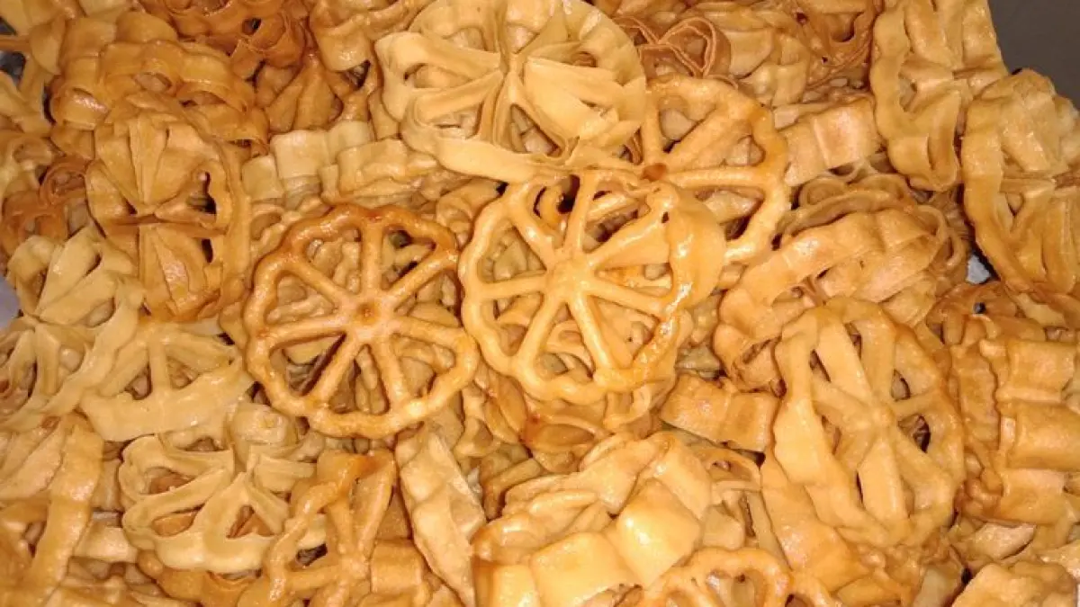 Jajan jadul kembang goyang. (Pinterest)
