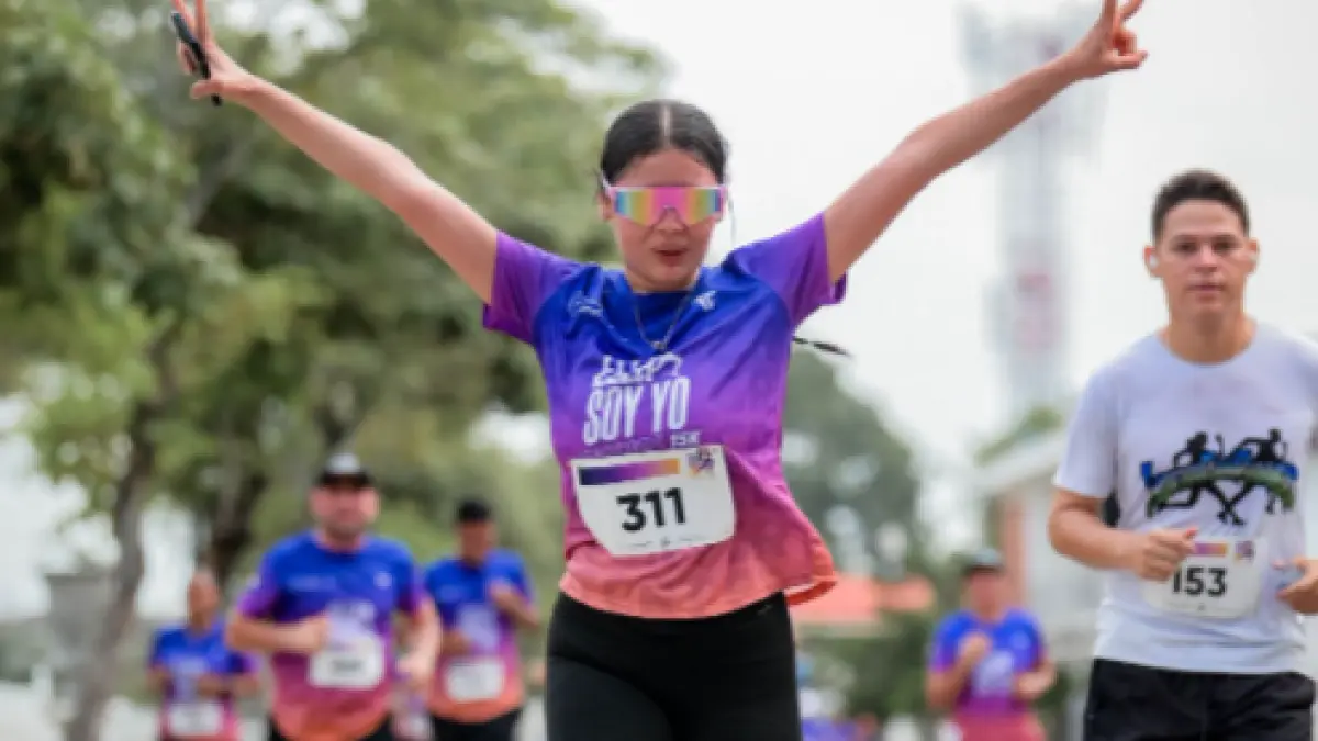 Pendaftaran dibuka 12 Desember 2025–17 April 2026 via MyTelkomsel. Harga tiket: 5K Rp400.000, 10K Rp500.000, Half Marathon Rp600.000. Buruan daftar, kuota terbatas! (Pinterest @majovilladiego21)