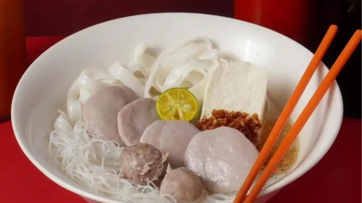 Tak hanya bakso Malang, bakso gepeng juga menjadi bakso favorit. (Instagram @baksogepeng888malang)