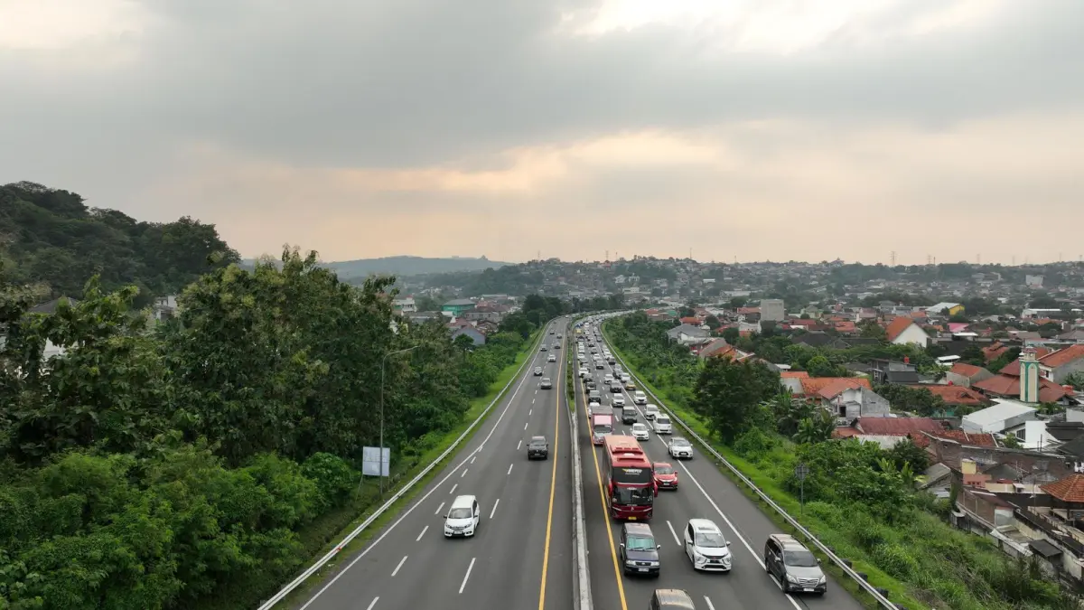 PUNCAK MUDIK: Pantauan arus mudik di Tol Pandaan-Malang mengalami puncaknya pada 19 Maret.&nbsp; (PT JTT for Radar Malang)