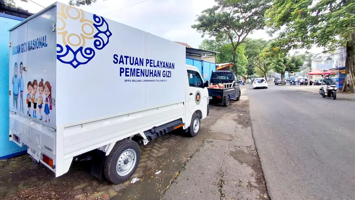 DIEVALUASI DULU: SPPG Tulusrejo 2 beroperasi pada bulan Ramadan lalu.  Pemkot bersama Korwil SPPG akan melakukan evaluasi penyaluran MBG setelah banyaknya aduan. (NABILA AMELIA/RADAR MALANG)