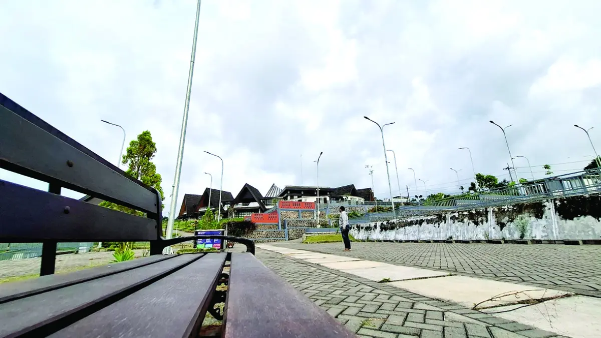 SARPRAS: Rest Area di Desa Wringinanom, Kecamatan Poncokusumo segera beroperasi. (BIYAN MUDZAKY HANINDITO / RADAR KANJURUHAN)

