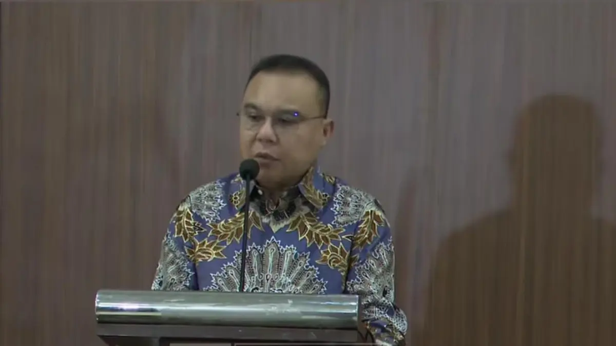 Sufmi Dasco Ahmad saat menyampaikan keterangan dalam konferensi pers di kompleks parlemen, Jakarta, terkait kepastian tidak adanya kenaikan harga BBM per 1 April 2026. (Instagram dpr_ri)
