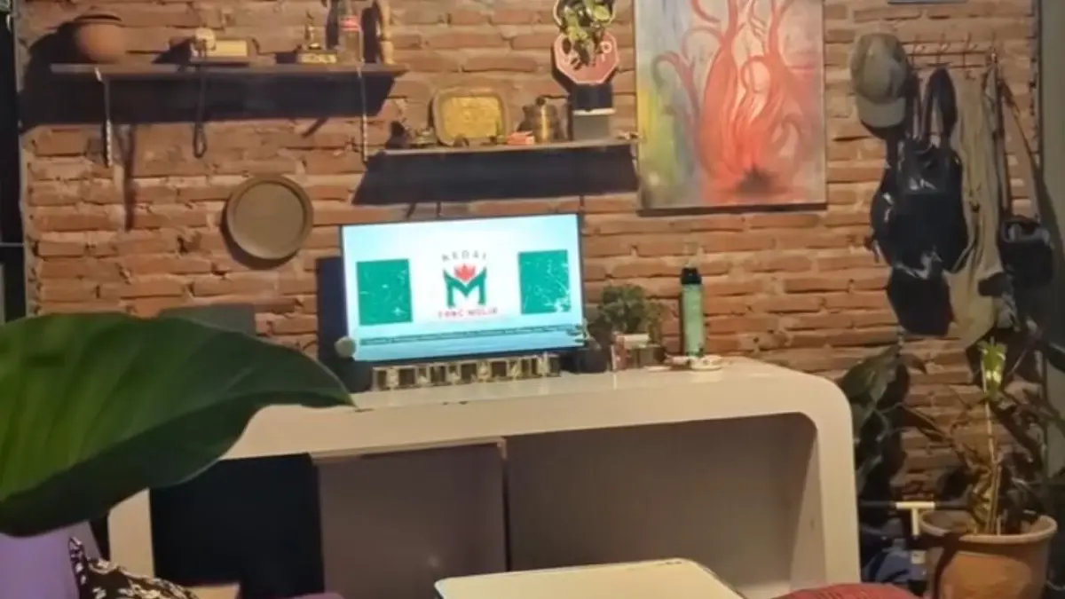 Kafe dekat kampus Kedai Yang Mulia cocok untuk bersantai sepulang kuliah. (Instagram @kedai_yangmulia)