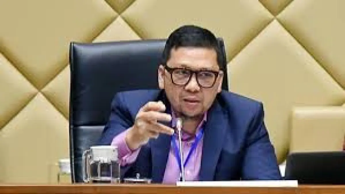 Pengamat: WFH ASN Tak Cukup Tekan BBM Jika Sektor Swasta Tak Ikut Serta. (Sumber: Istimewa)