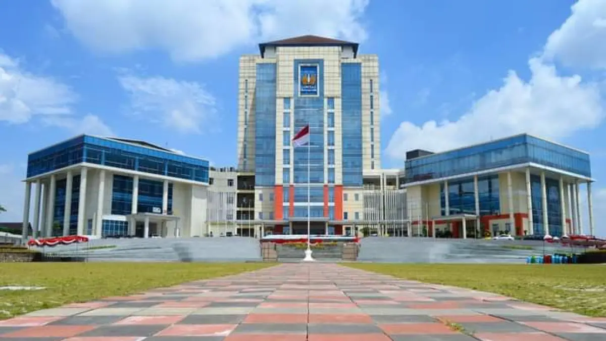 Universitas Negeri Surabaya. (Pinterest@Afrida AH)
