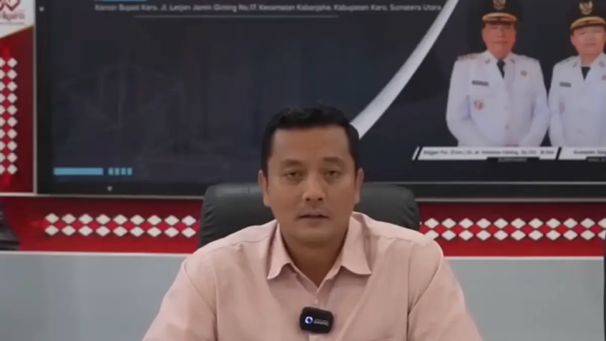 KLARIFIKASI PEMDA: Sekda Karo Tegaskan 4 Mobil Operasional Kejari Berstatus Pinjam Pakai Resmi. (Sumber: Kominfo Pemda Karo)