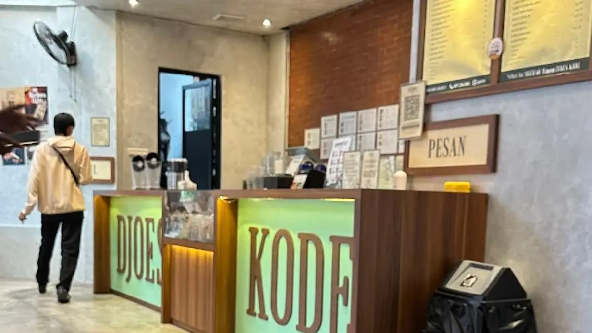 Nongkrong sehat di Djoes Kode. (Jaenetta Jasmine / Google Maps)