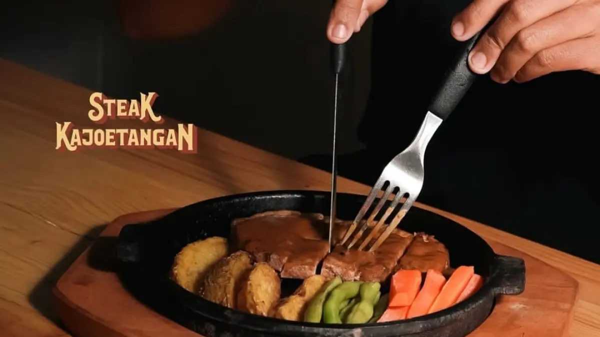 Steak hidden gem baru di PAsar Kita-Kita Kajoetangan. (Instagram @steakkajoetanganmalang)
