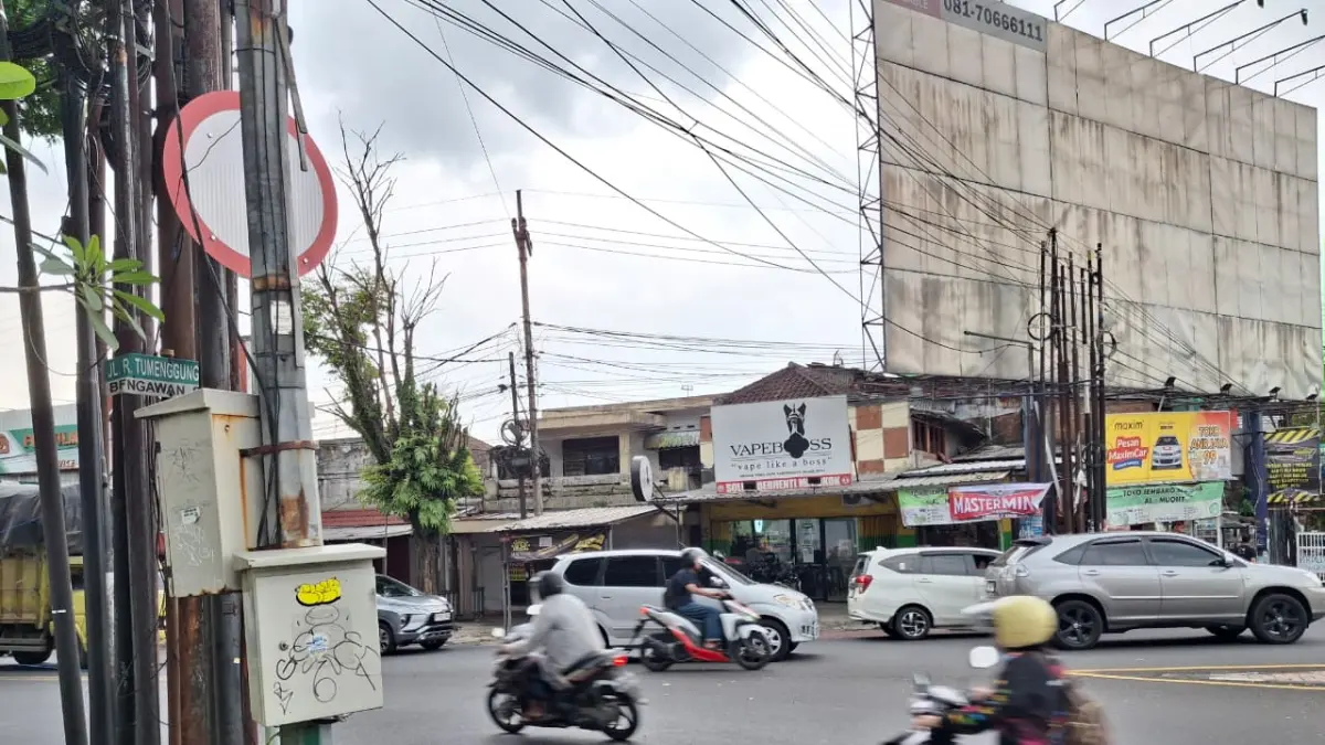 BERPROSES: Hotel baru bakal didirikan di Jalan Tumenggung Suryo, Kelurahan Bunulrejo, Kecamatan Blimbing. (Nabila Amelia / Radar Malang)