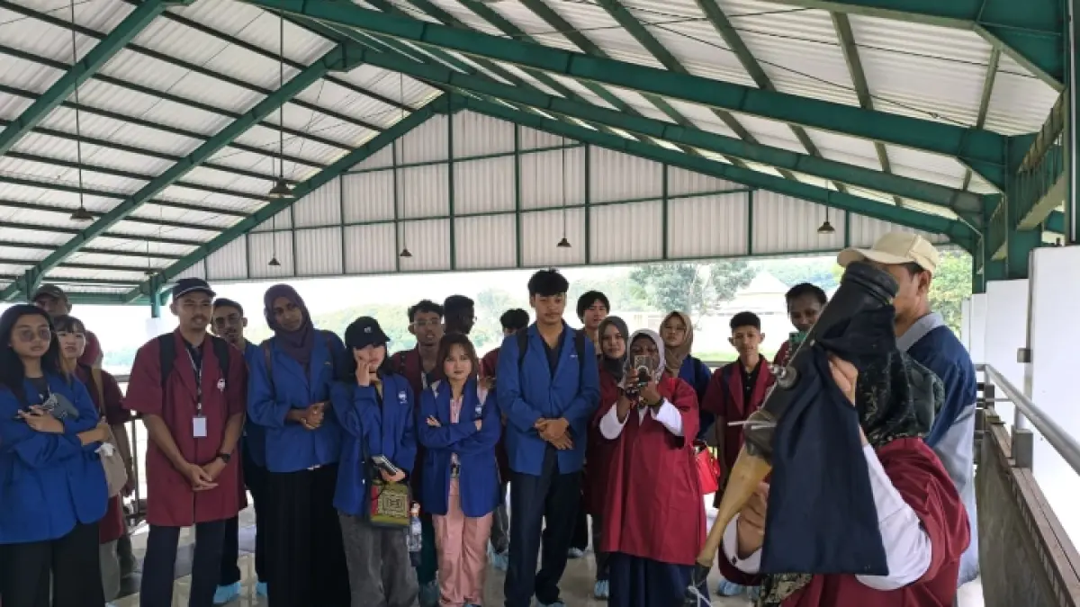 TERJUN LANGSUNG: Program Summer Course 2026 dirancang untuk mengintegrasikan ilmu reproduksi, bioteknologi, dan konservasi satwa sebagai respons terhadap tantangan global di bidang kesehatan hewan.