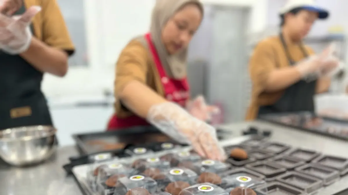 Antara Rasa Premium dan Hasrat Ikut Tren